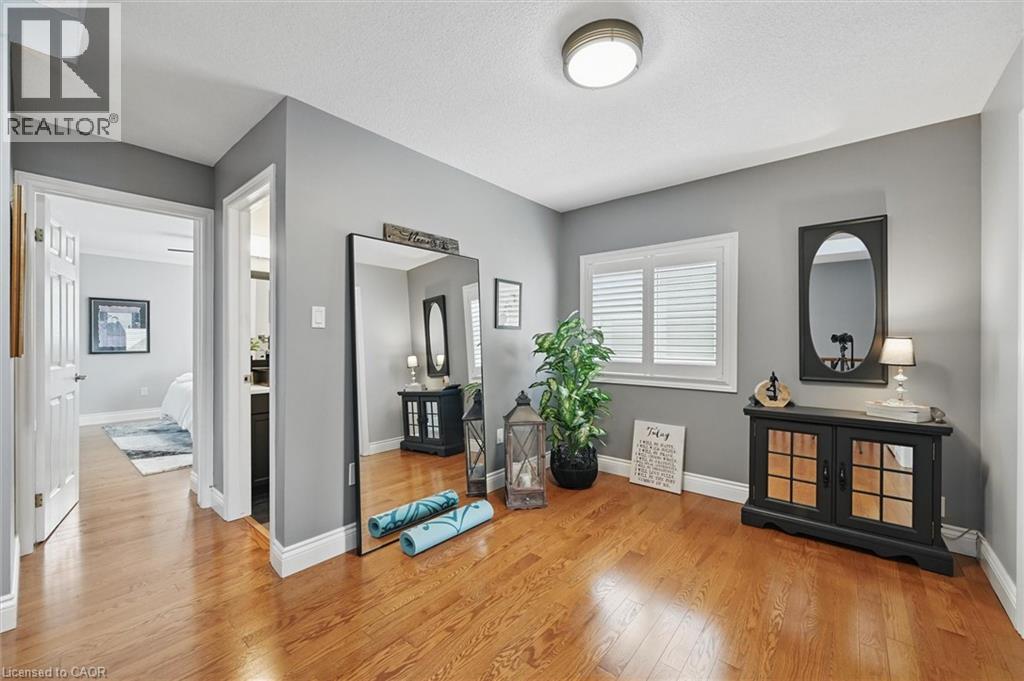 Photo 25 of 62 Valridge Drive, Ancaster ON
