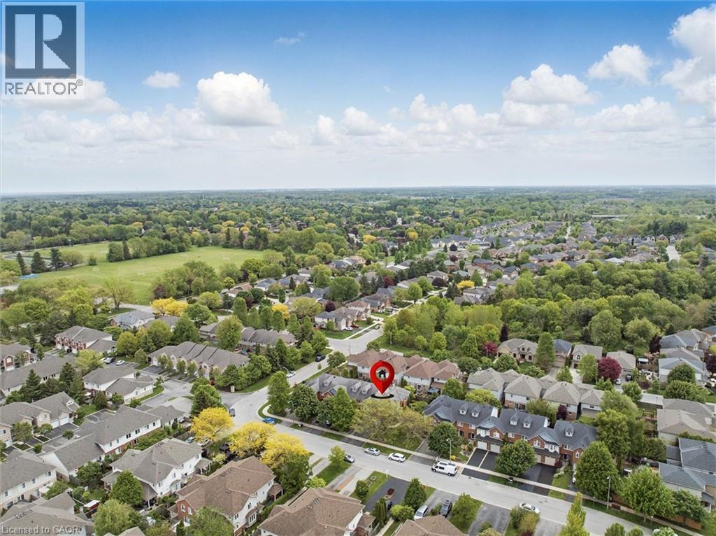Photo 46 of 62 Valridge Drive, Ancaster ON
