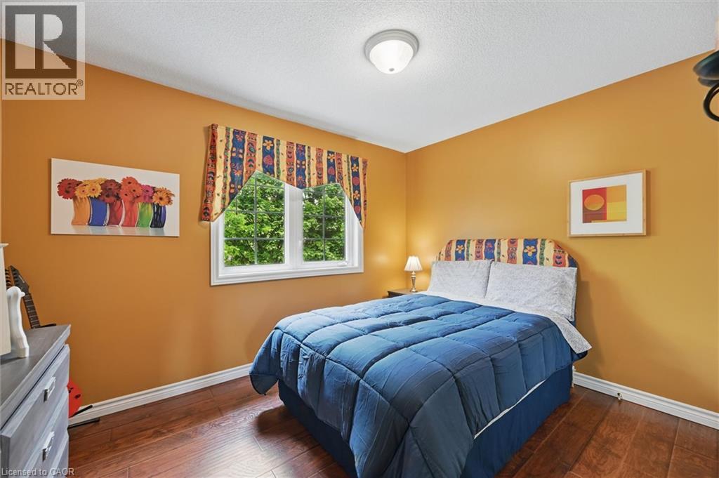 Photo 30 of 62 Valridge Drive, Ancaster ON