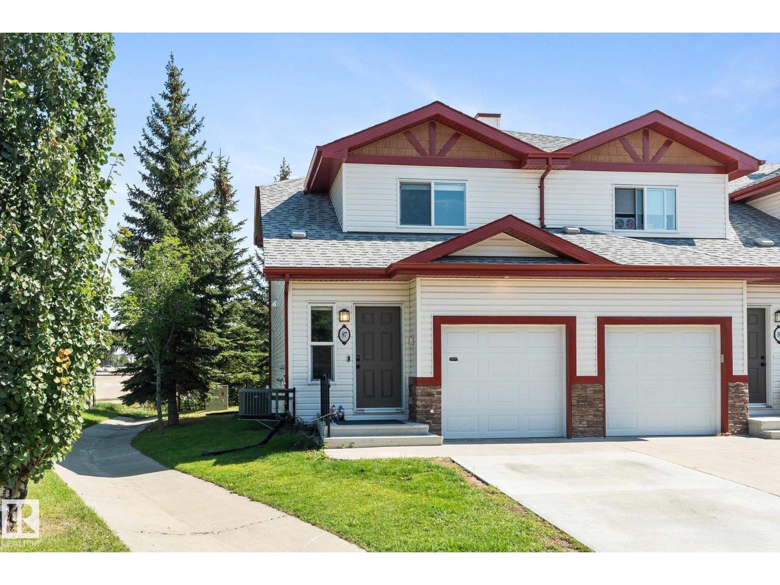 Photo 1 of 87 15 Woodsmere Cl, Fort Saskatchewan AB