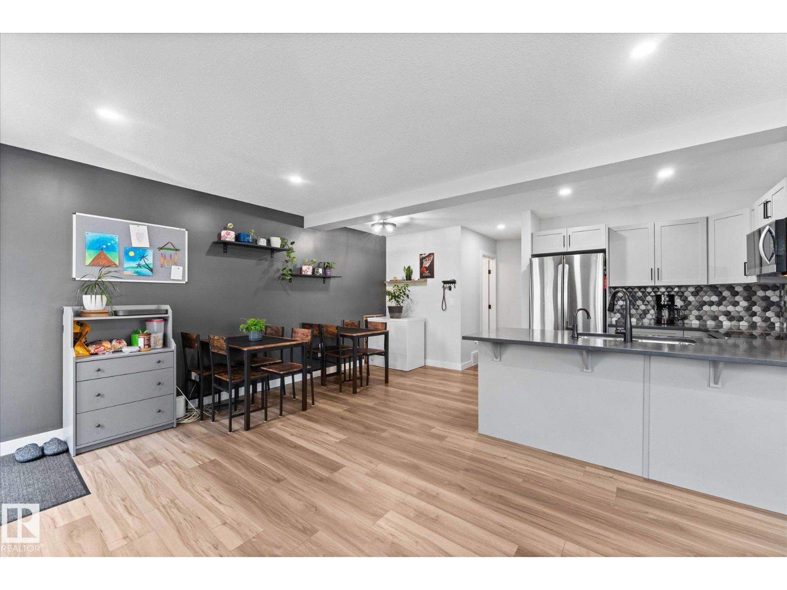 Photo 12 of 87 15 Woodsmere Cl, Fort Saskatchewan AB