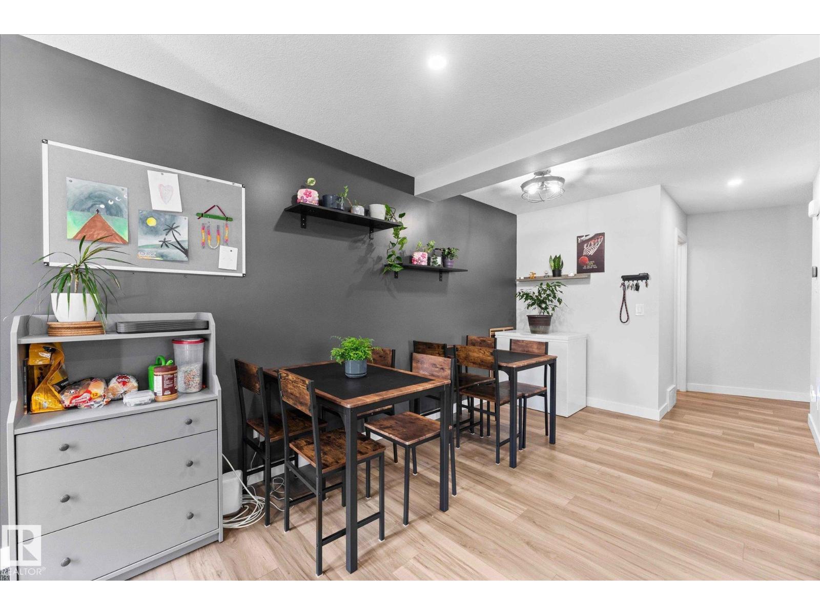 Photo 13 of 87 15 Woodsmere Cl, Fort Saskatchewan AB