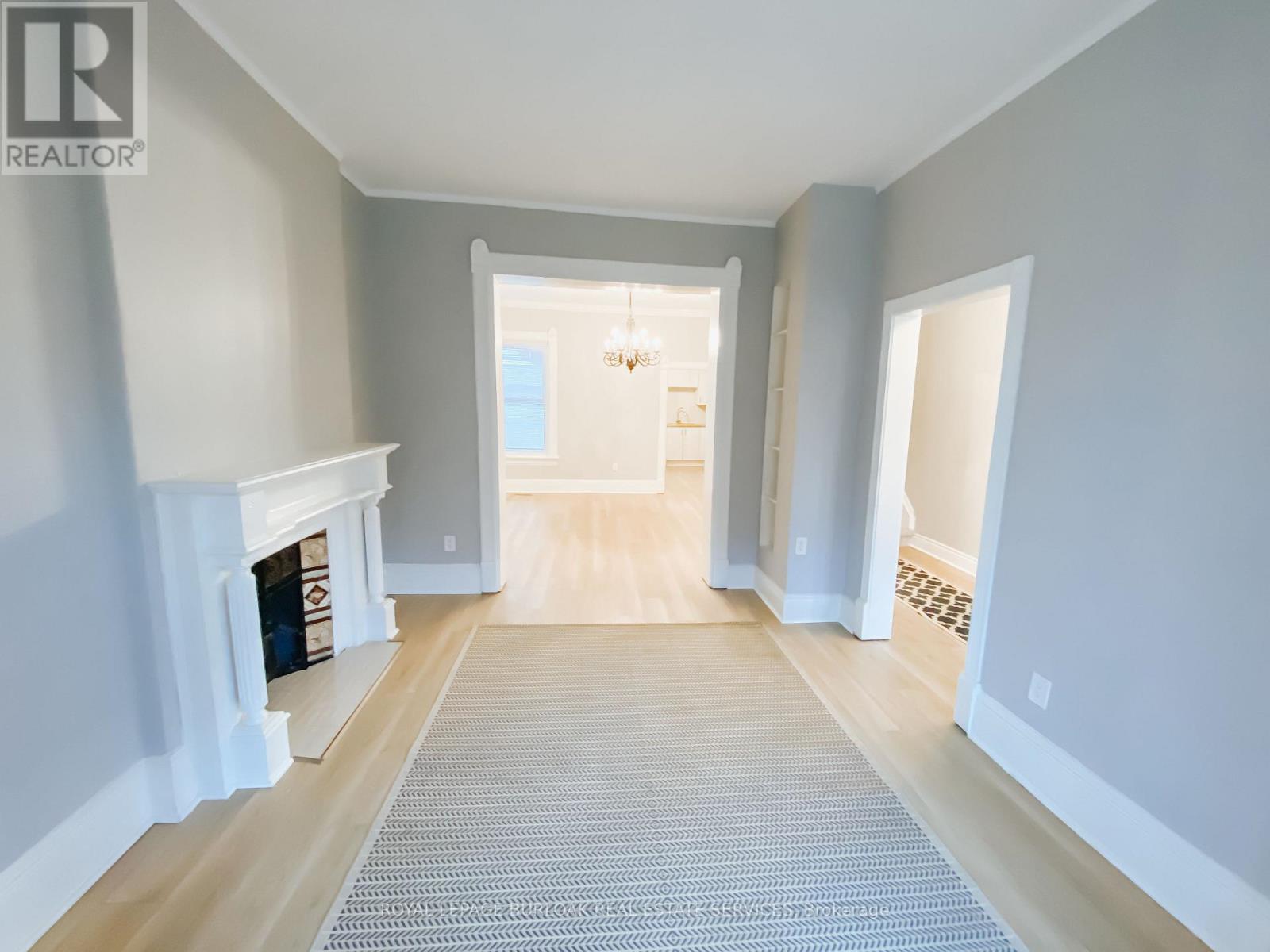 Photo 5 of 458 King William Street, Hamilton ON