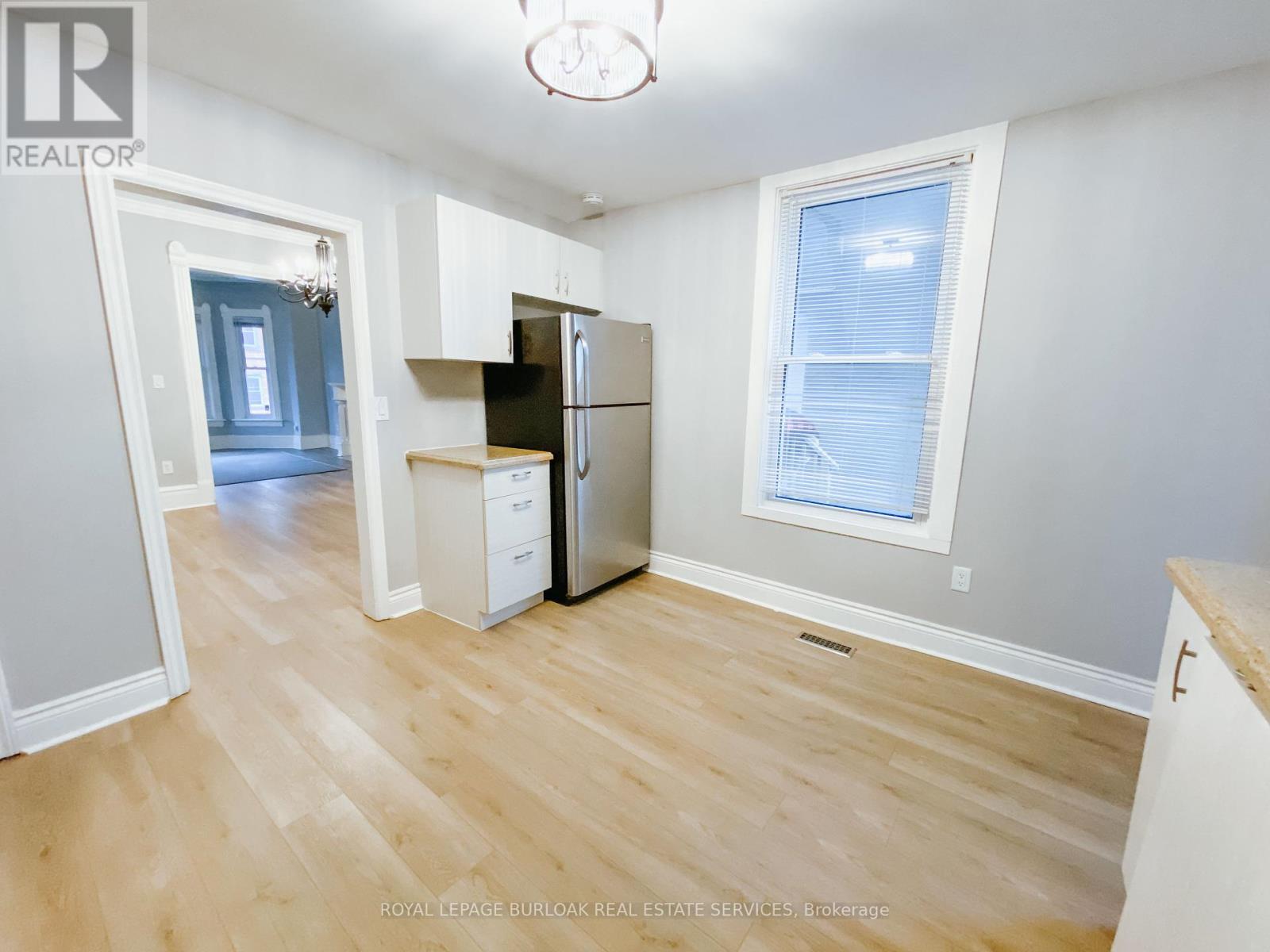 Photo 10 of 458 King William Street, Hamilton ON