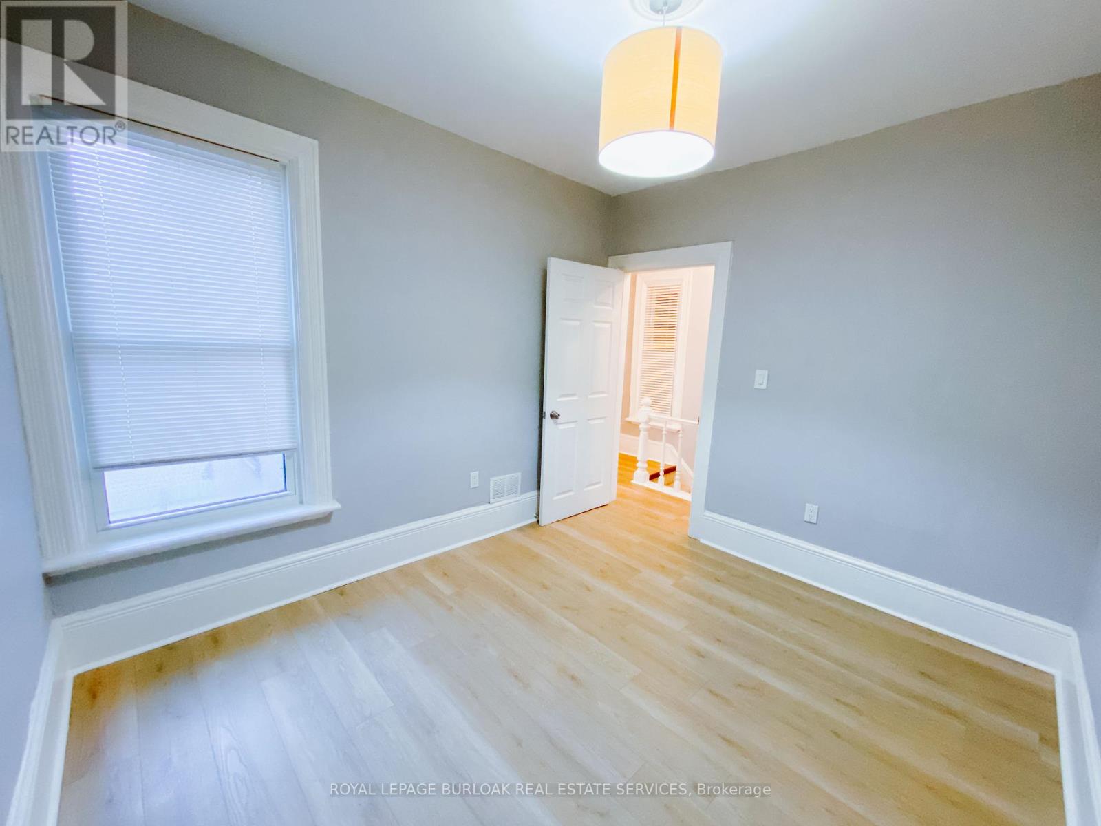 Photo 18 of 458 King William Street, Hamilton ON