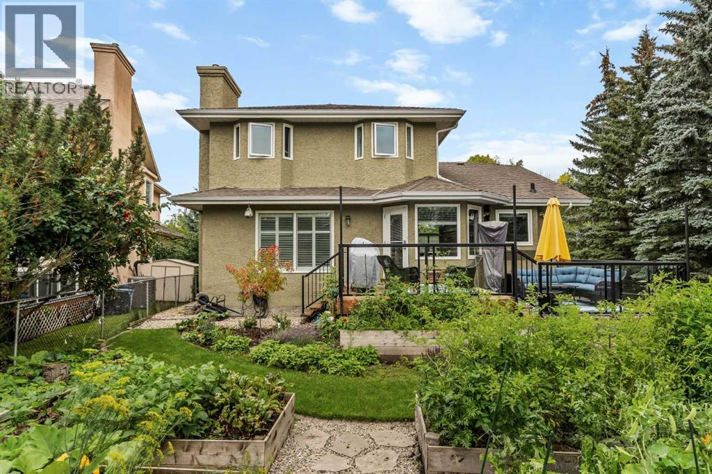 Single Family House for Sale in  Mountain Park Circle SE McKenzie Lake Calgary 