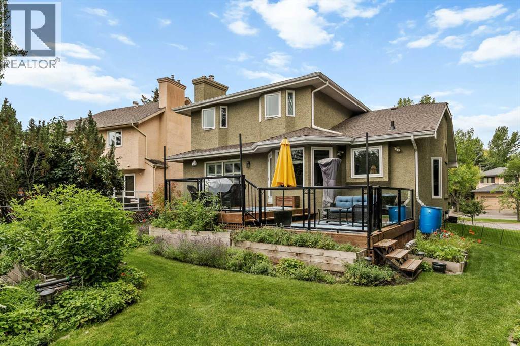 Single Family House for Sale in  Mountain Park Circle SE McKenzie Lake Calgary 