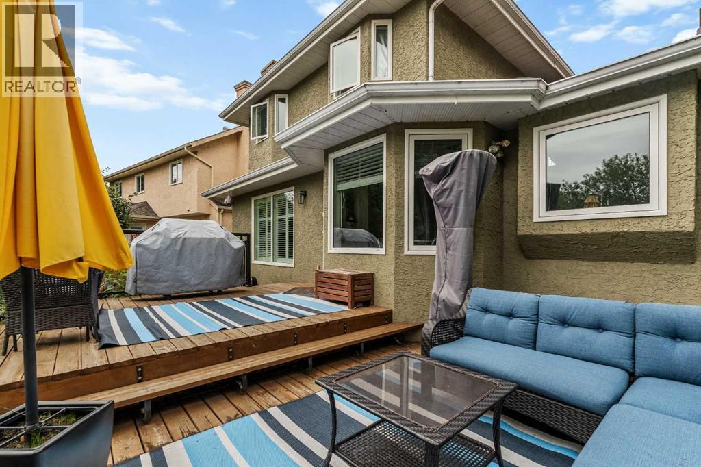 Single Family House for Sale in  Mountain Park Circle SE McKenzie Lake Calgary 