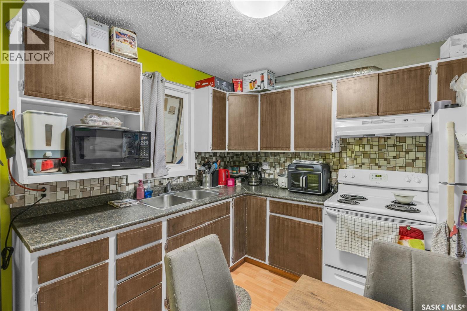 Photo 27 of 869 Macklem Drive, Saskatoon SK