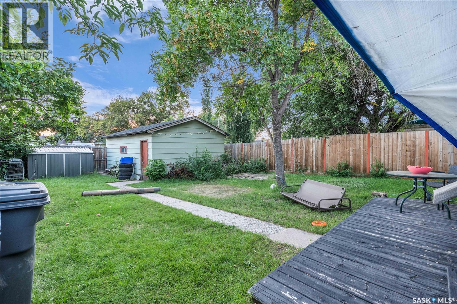 Photo 35 of 869 Macklem Drive, Saskatoon SK