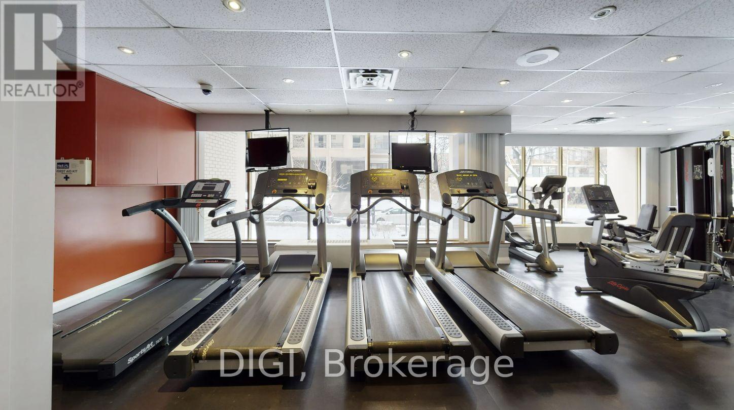 Photo 2 of Ph 24 400 Walmer Road, Toronto ON