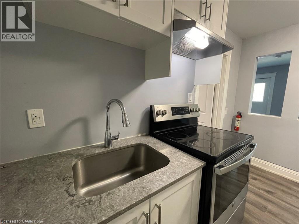 Photo 11 of 45 Carrick Avenue Unit 7, Hamilton ON