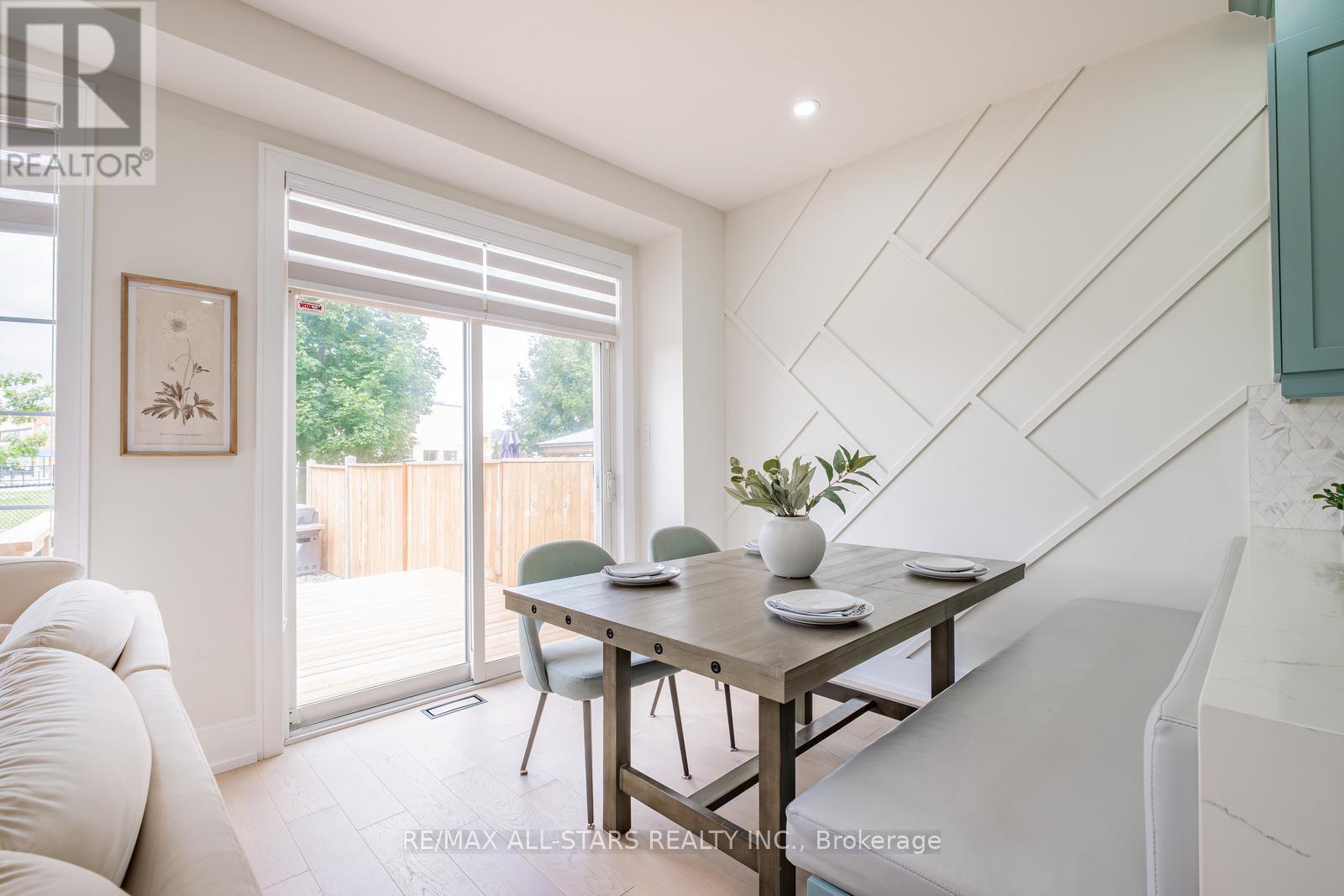 Photo 18 of 166 James Ratcliff Avenue, Whitchurchstouffville ON