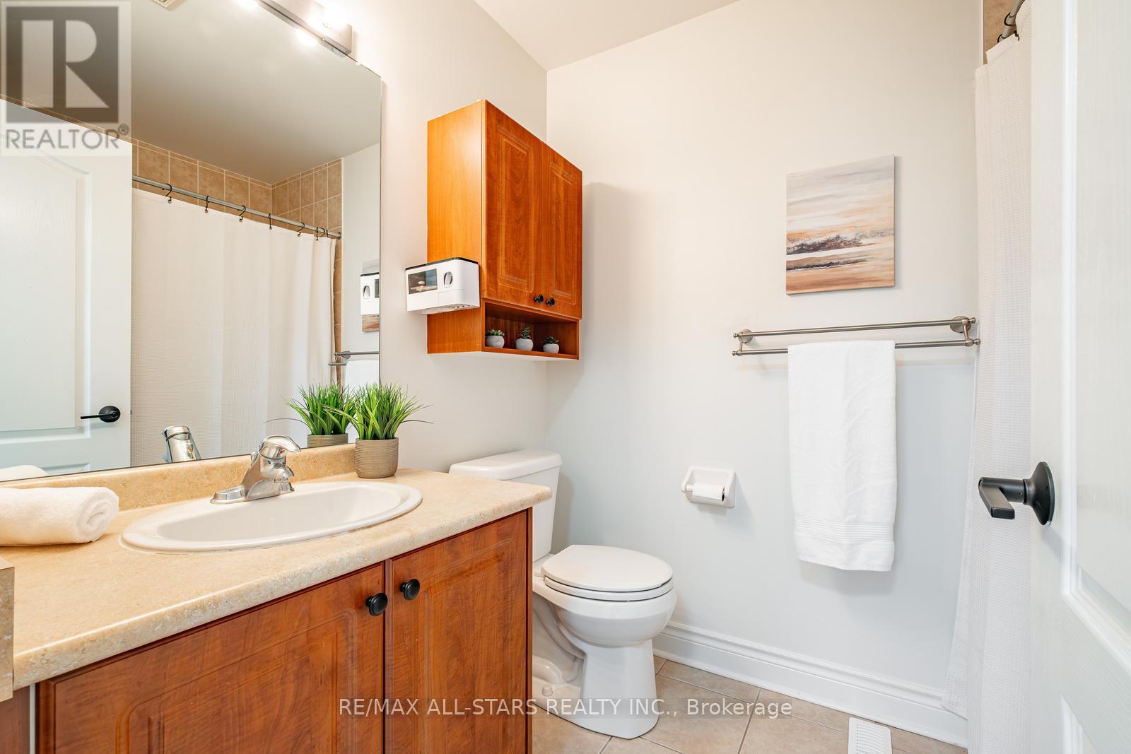 Photo 28 of 166 James Ratcliff Avenue, Whitchurchstouffville ON