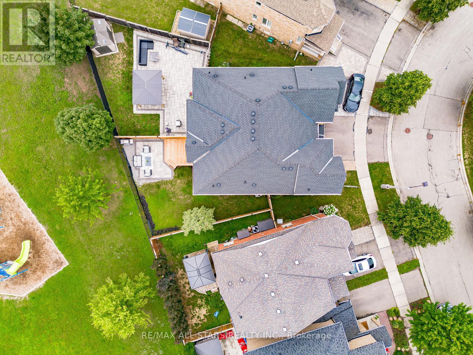 Photo 47 of 166 James Ratcliff Avenue, Whitchurchstouffville ON