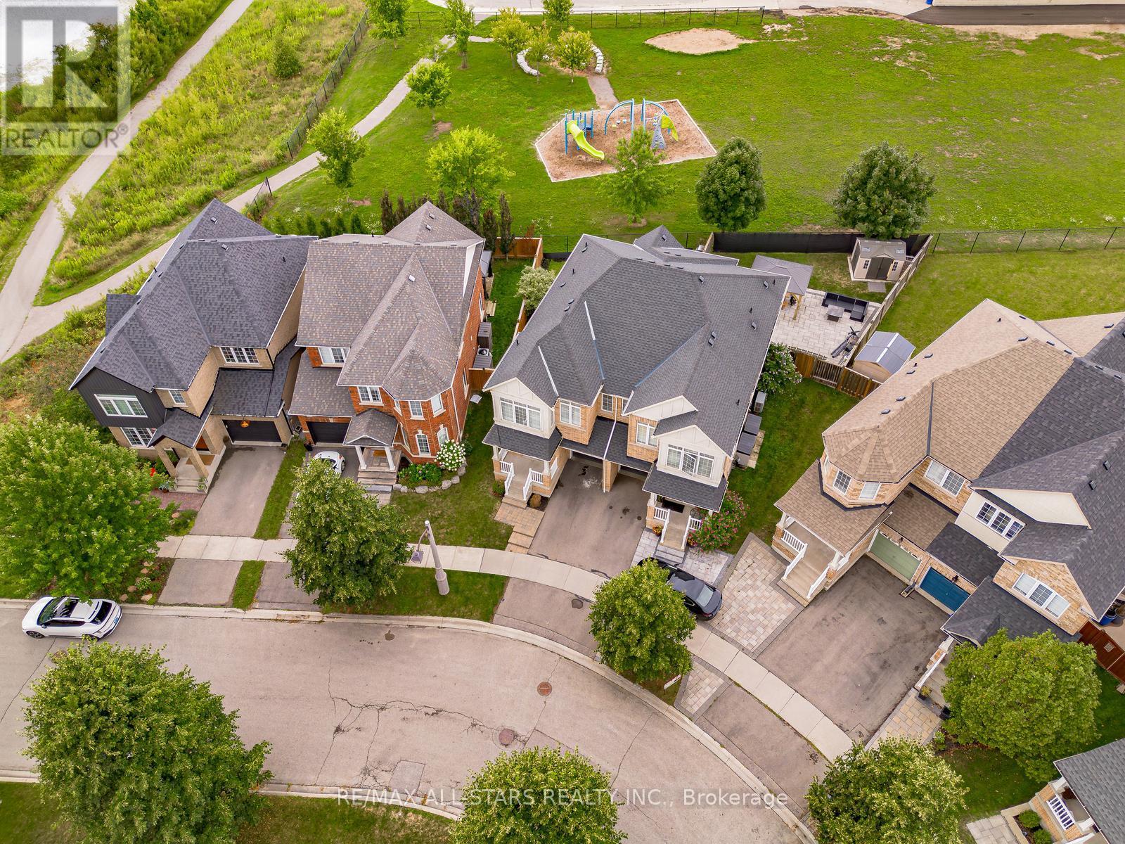 Photo 49 of 166 James Ratcliff Avenue, Whitchurchstouffville ON