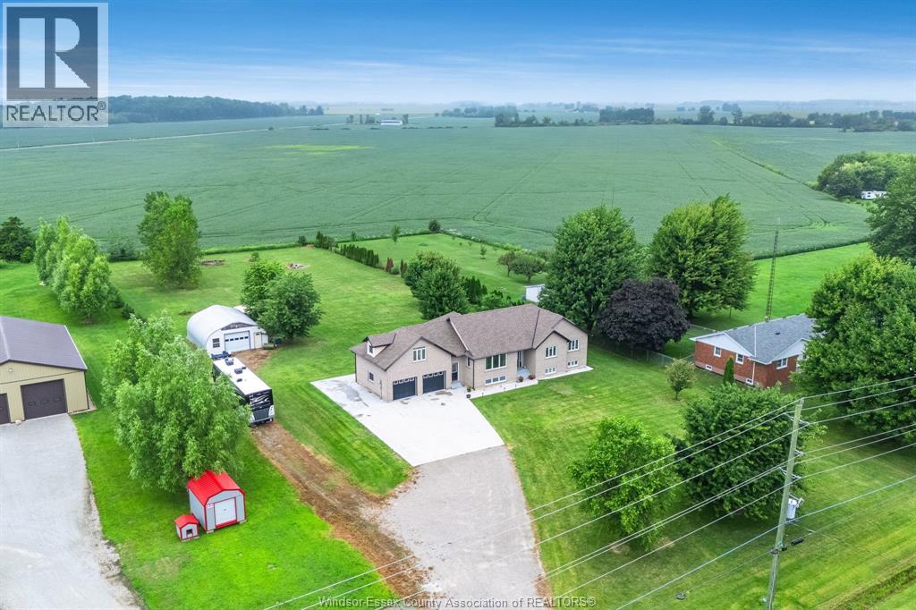 Photo 19 of 833 Talbot Road East, Leamington ON