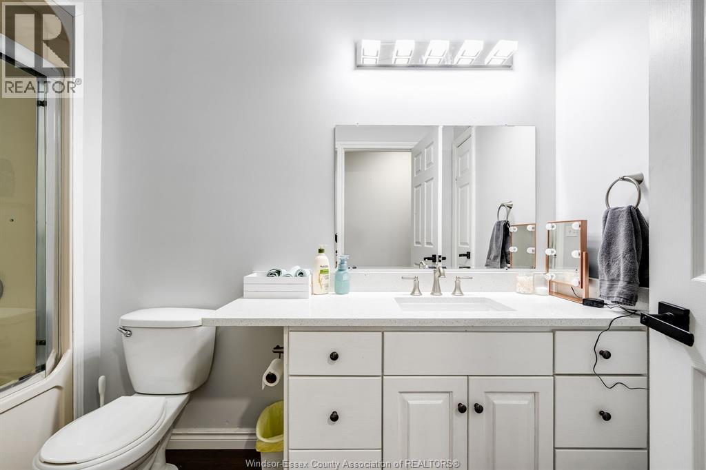 Photo 21 of 833 Talbot Road East, Leamington ON