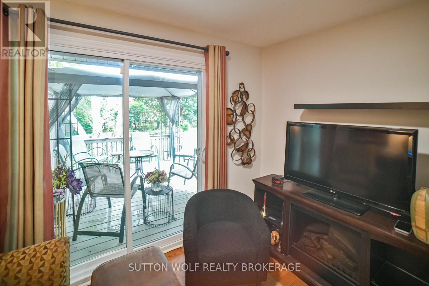 Photo 28 of 679 Headley Drive, London North ON