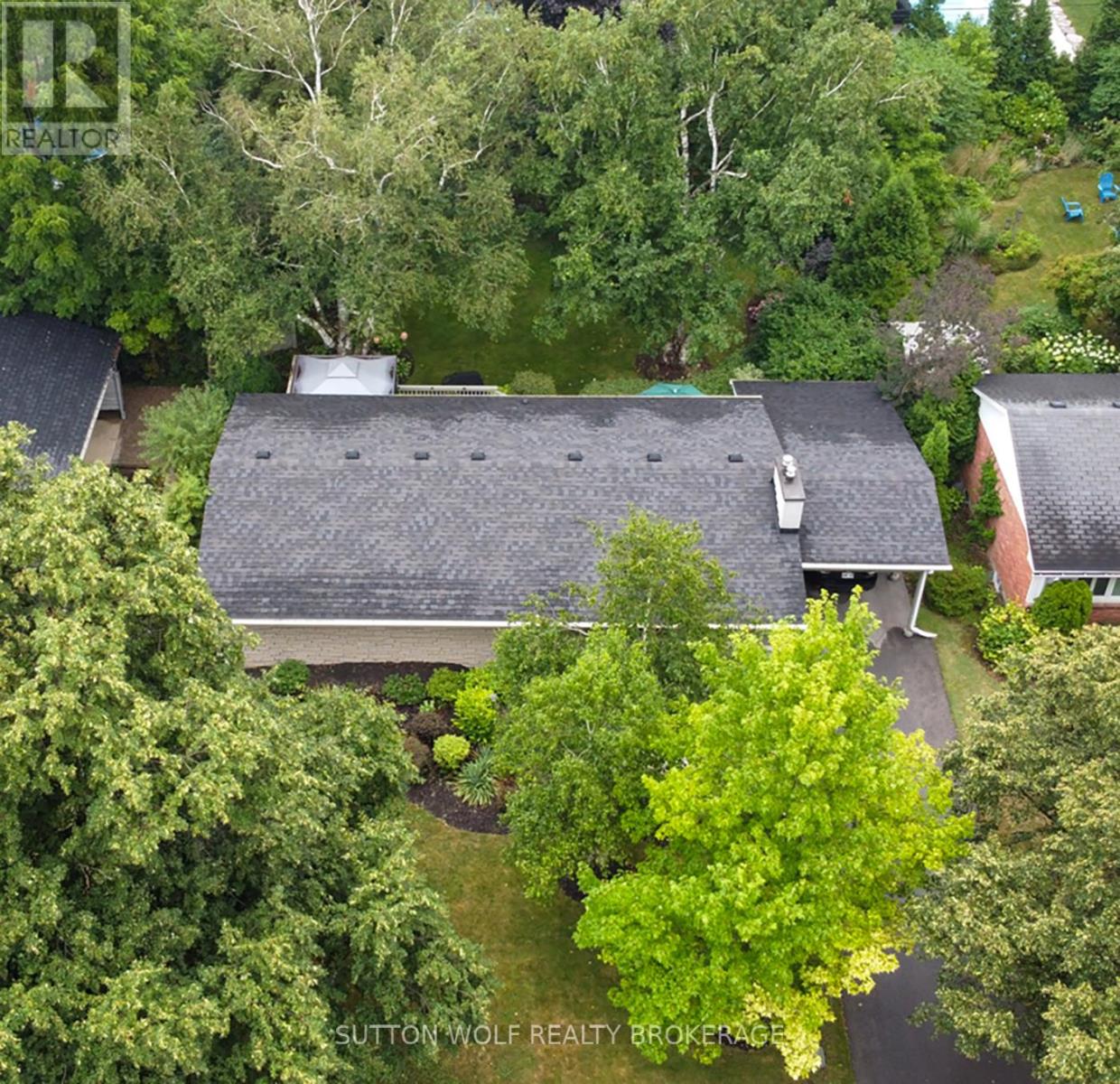 Photo 6 of 679 Headley Drive, London North ON