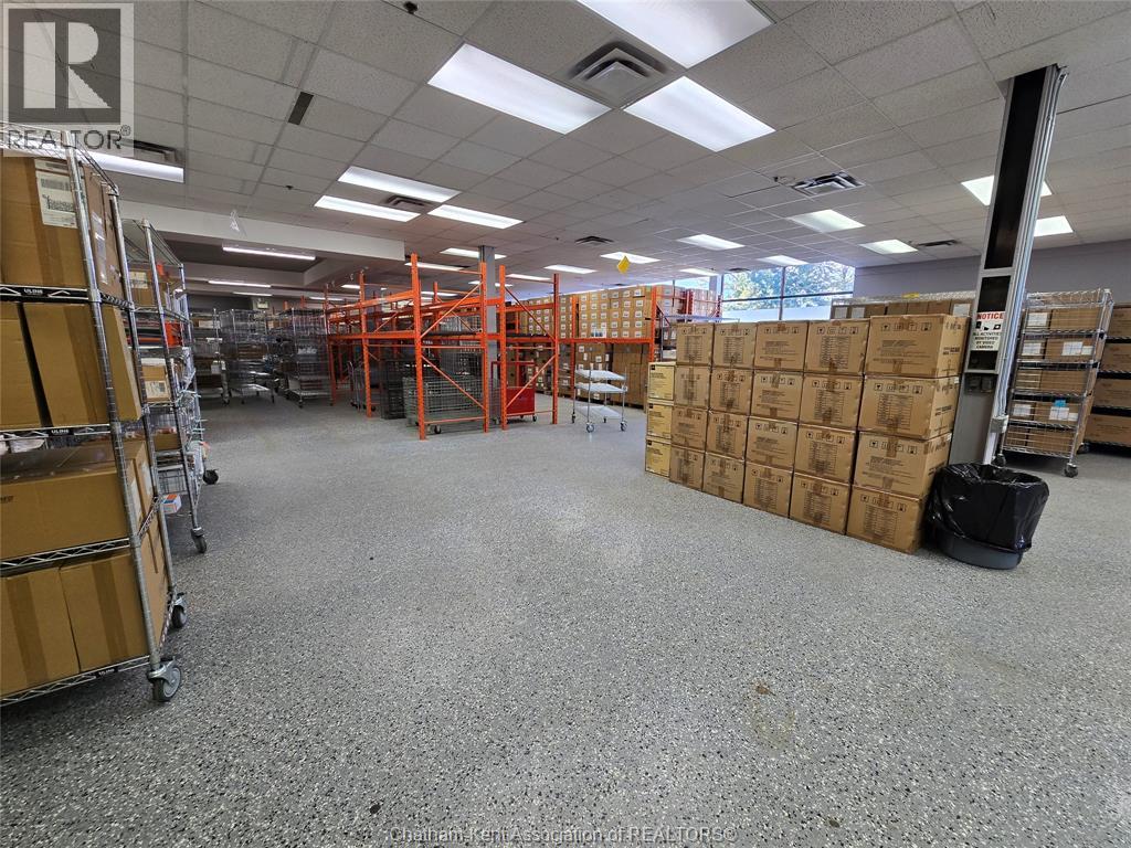 Photo 9 of 750 Richmond Street, Chatham ON