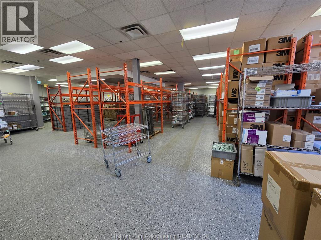 Photo 4 of 750 Richmond Street, Chatham ON