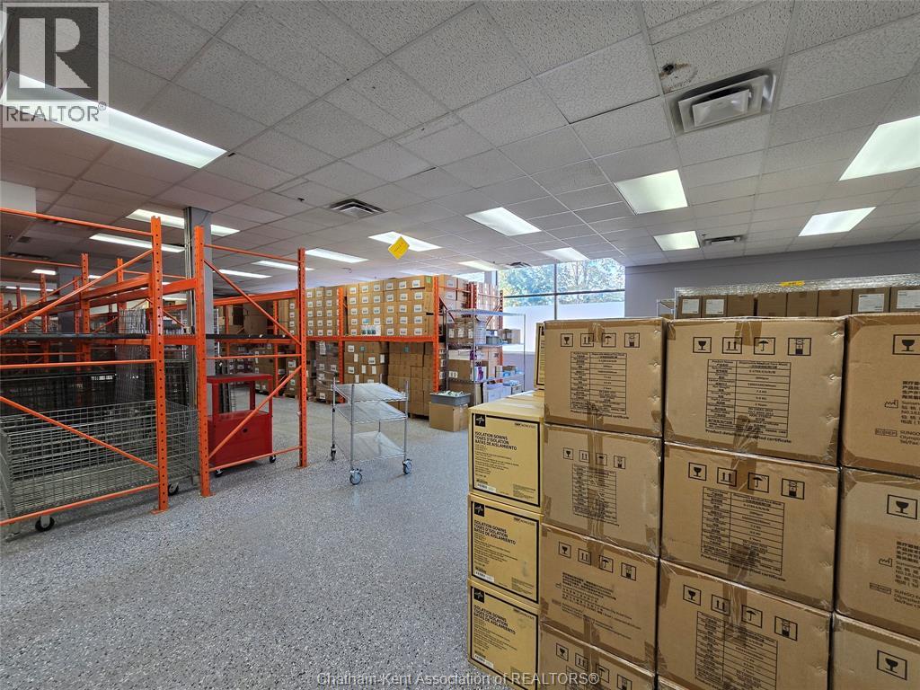 Photo 7 of 750 Richmond Street, Chatham ON