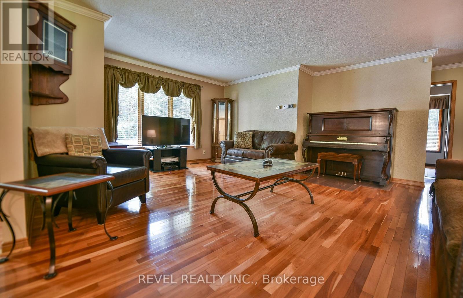 Photo 11 of 1040 Goldmine Road, Timmins ON