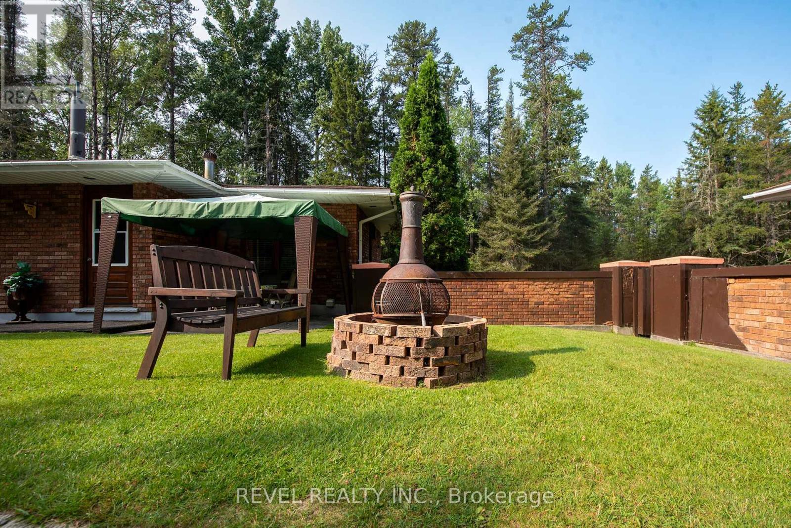 Photo 4 of 1040 Goldmine Road, Timmins ON