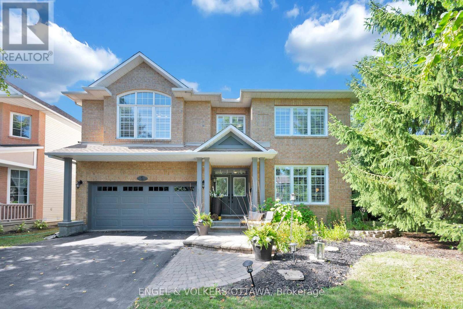 Welcome to 5 Wynridge Place