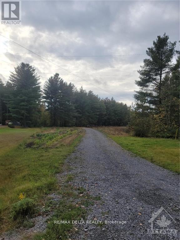 Photo 8 of 3090 Bouvier Road, Clarencerockland ON