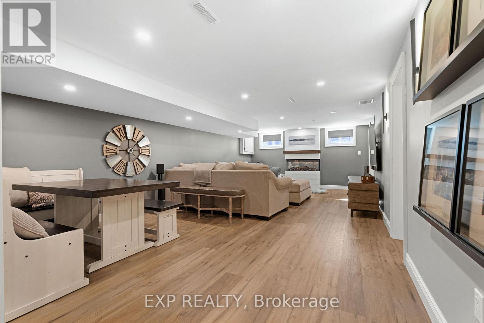 Photo 7 of 187 Lewis Road, Hamilton ON