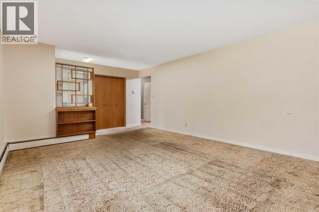 Single Family House Bungalow for Sale in   Avenue Rosedale Camrose 
