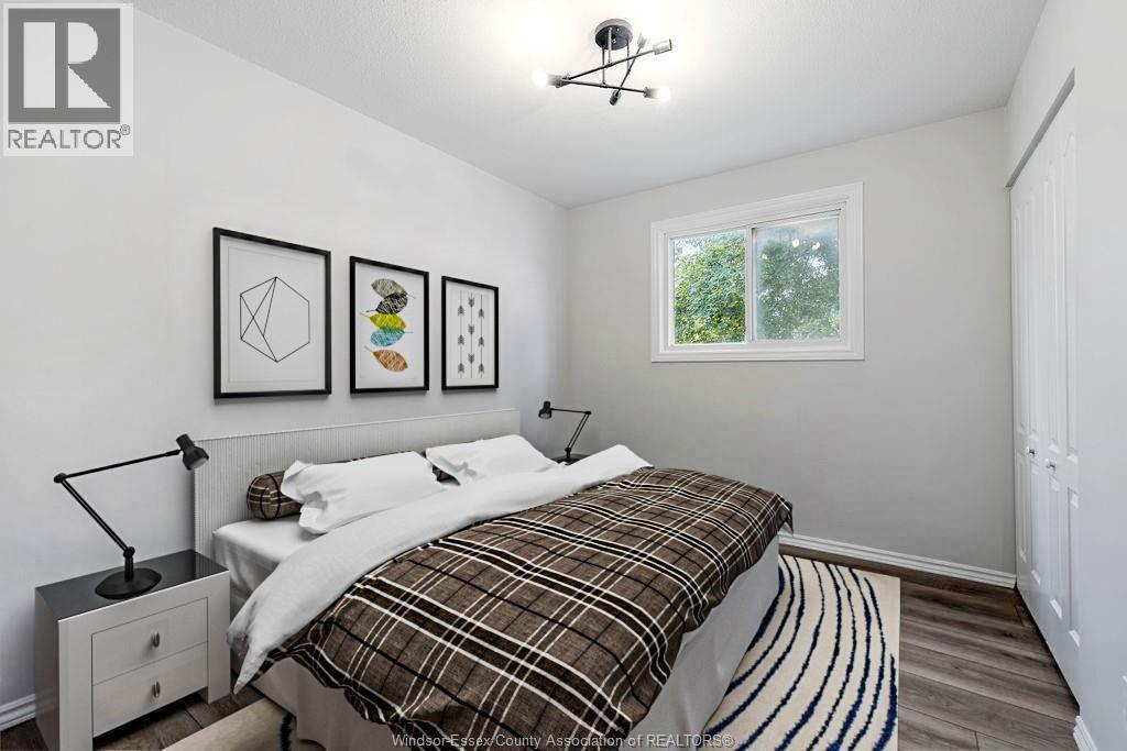 Photo 14 of 5440 Lyndon, Windsor ON