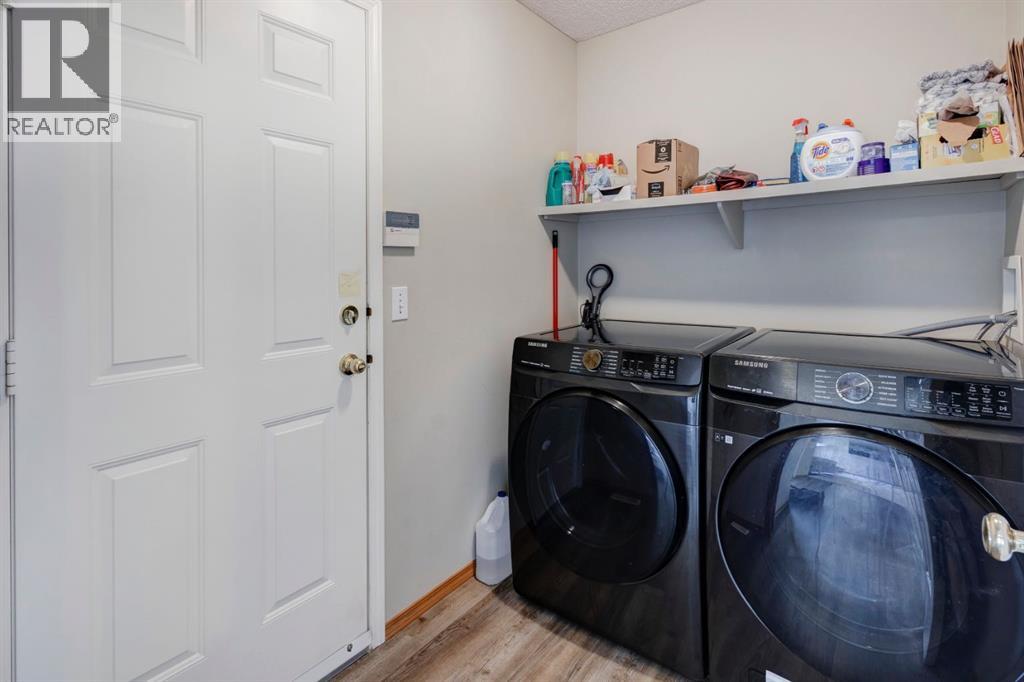 Single Family House for Sale in  Hidden Ranch Circle NW Hidden Valley Calgary 