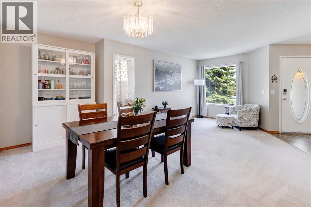 Single Family House for Sale in  Hidden Ranch Circle NW Hidden Valley Calgary 