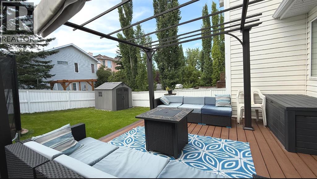 Single Family House for Sale in  Hidden Ranch Circle NW Hidden Valley Calgary 