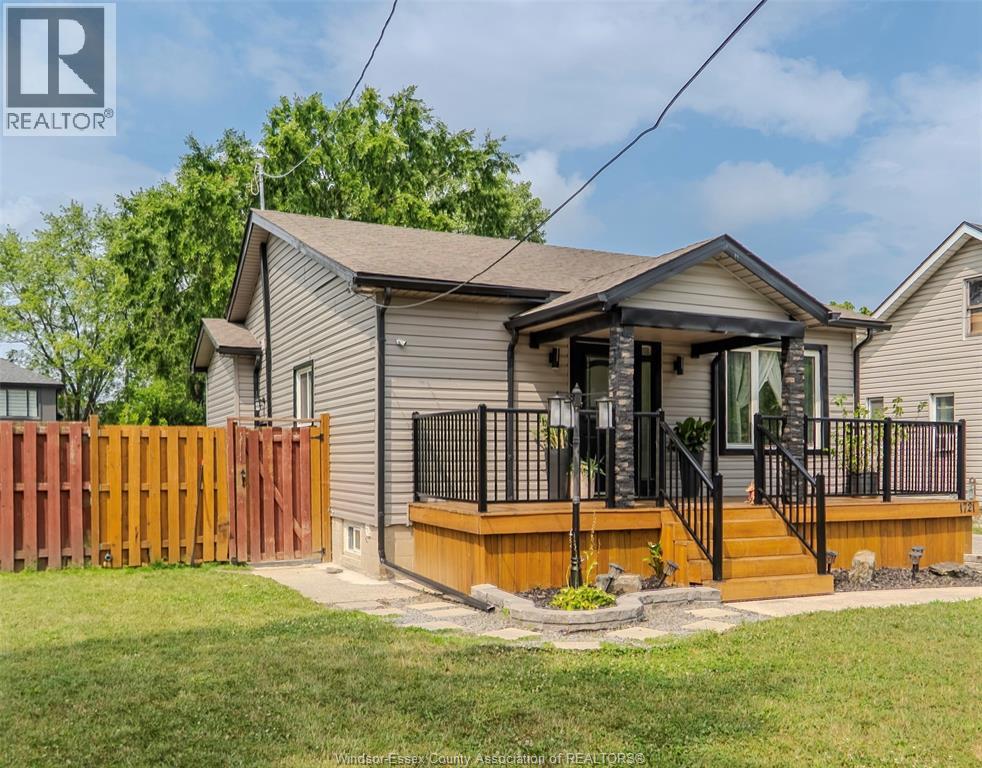 Photo 3 of 1721 South Cameron, Windsor ON