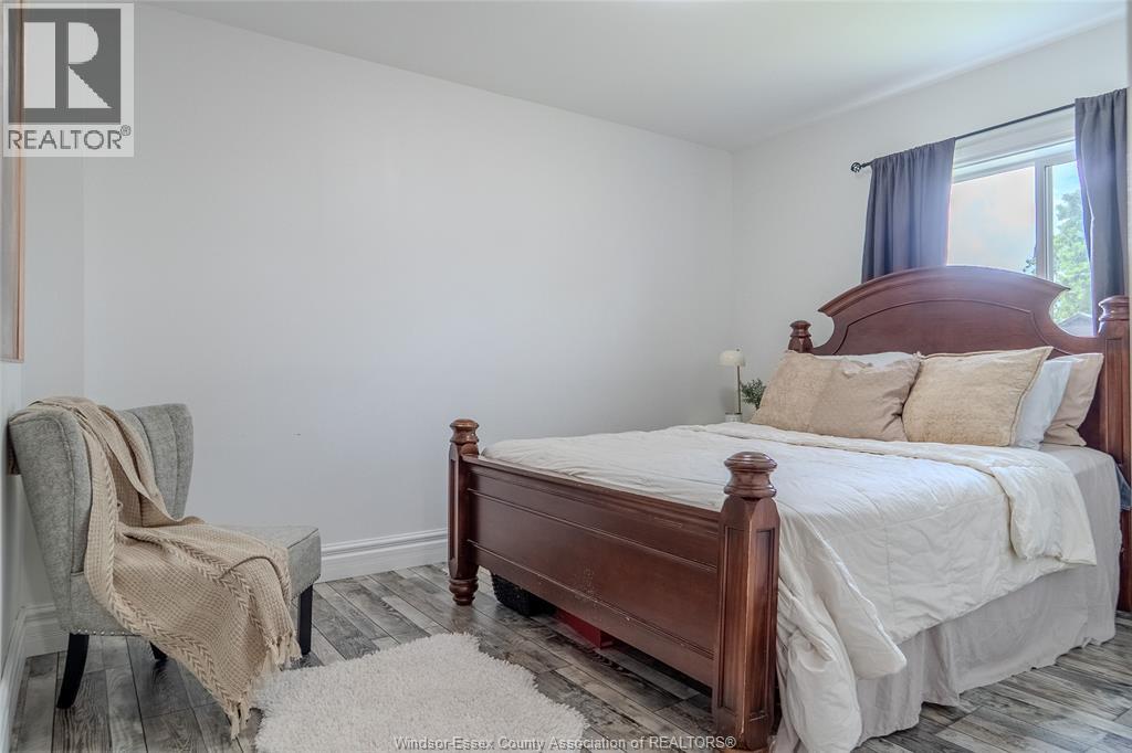 Photo 16 of 1721 South Cameron, Windsor ON