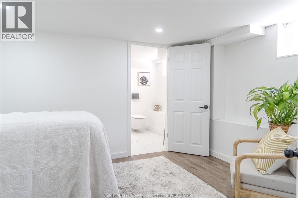 Photo 19 of 1721 South Cameron, Windsor ON