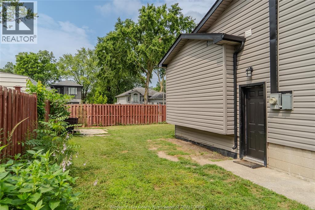 Photo 23 of 1721 South Cameron, Windsor ON