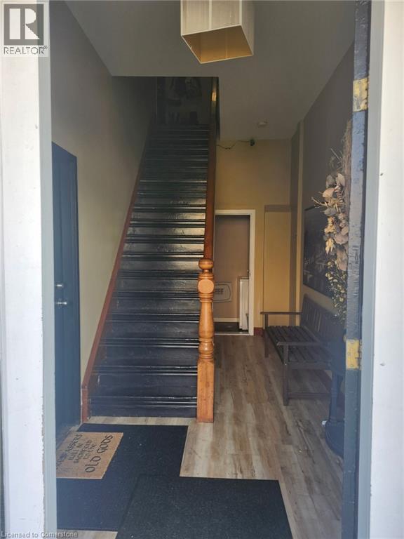 Photo 12 of 50 Wellington Street, Cambridge ON