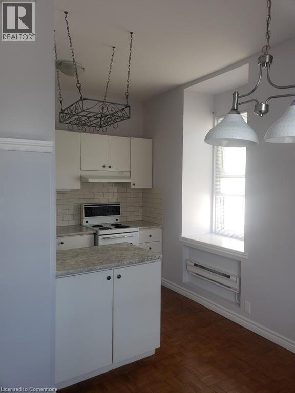 Photo 13 of 50 Wellington Street, Cambridge ON