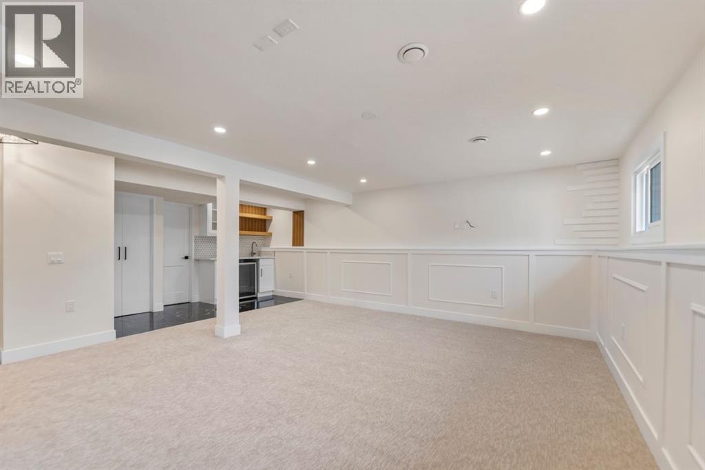 Photo 12 of 619 Arlington Drive Se, Calgary AB