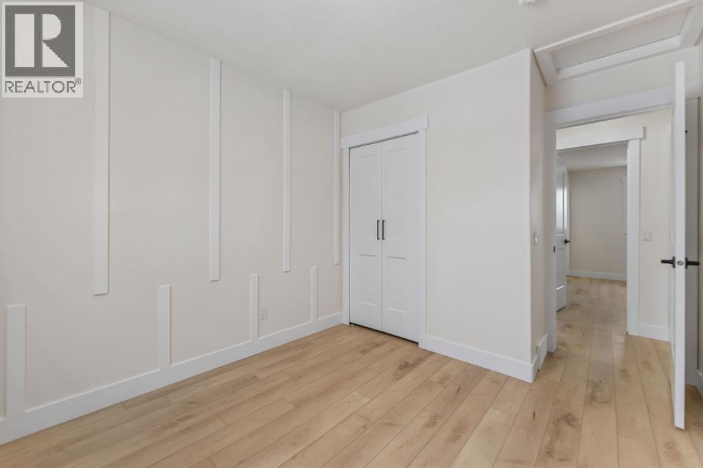 Photo 1 of 619 Arlington Drive Se, Calgary AB