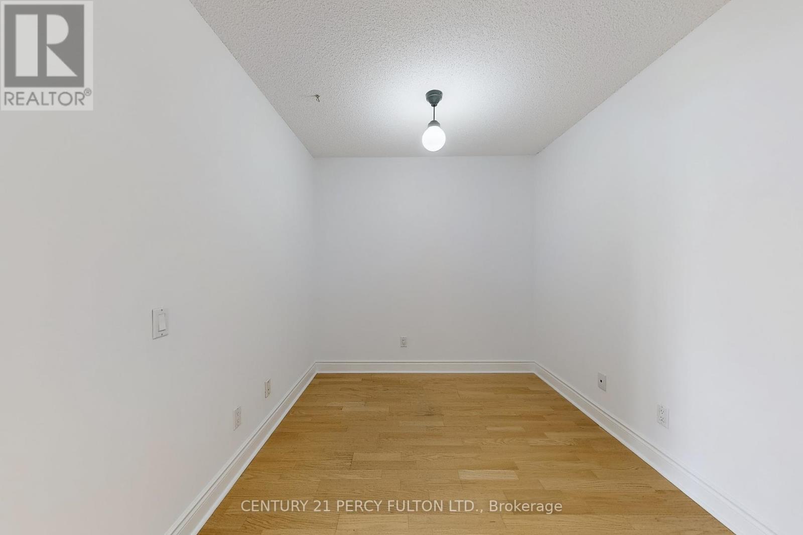 Photo 18 of 1008 5 Northtown Way, Toronto ON