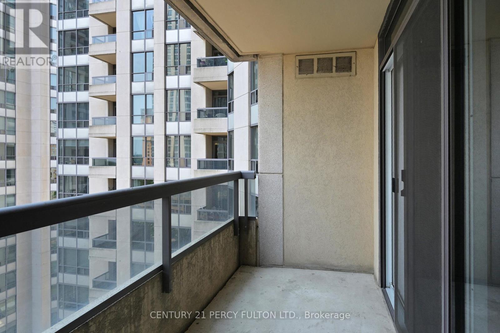 Photo 24 of 1008 5 Northtown Way, Toronto ON