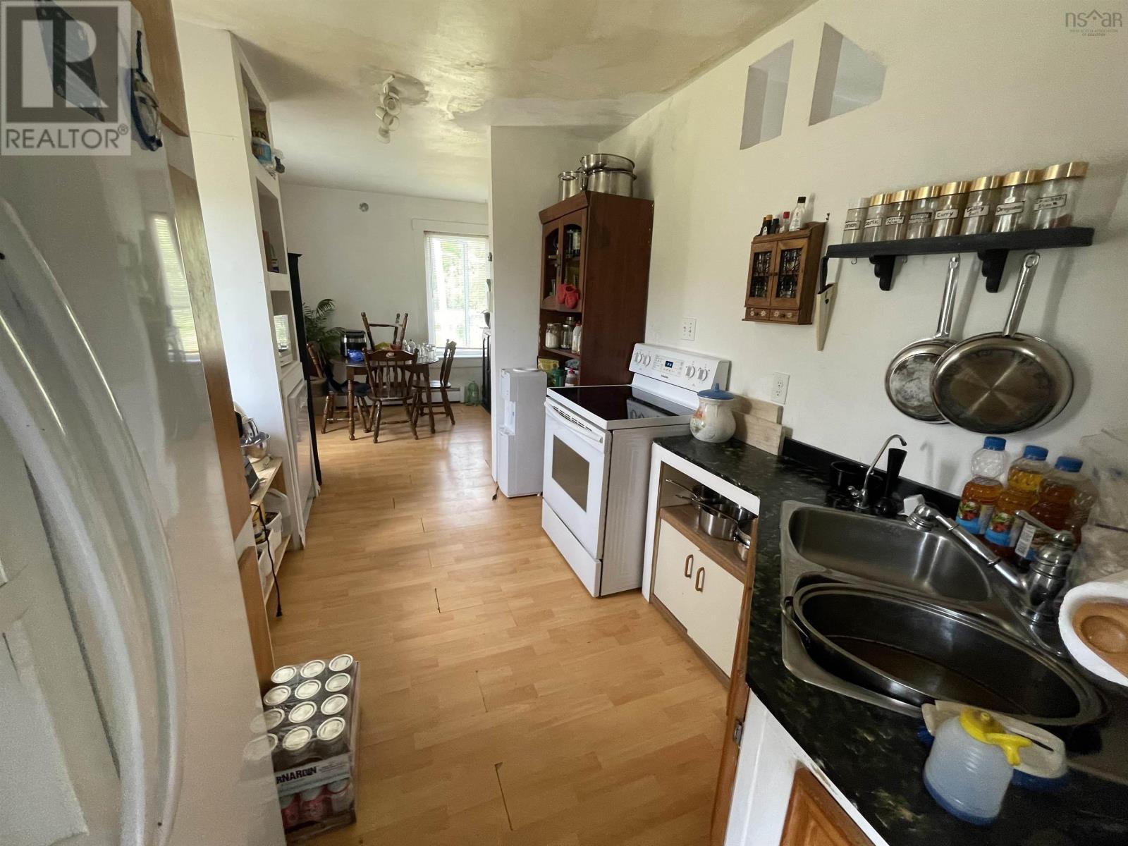 Property 6 of 25 of 2420 Marble Mountain Road