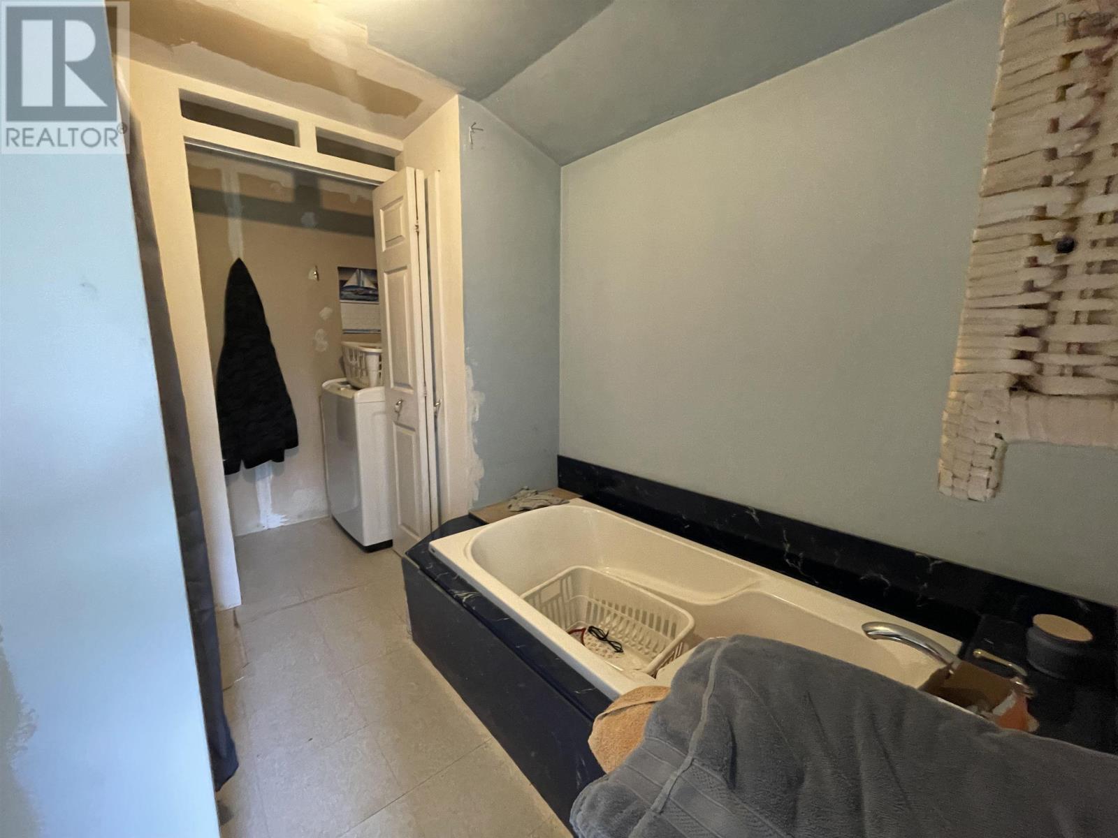 Property 24 of 25 of 2420 Marble Mountain Road