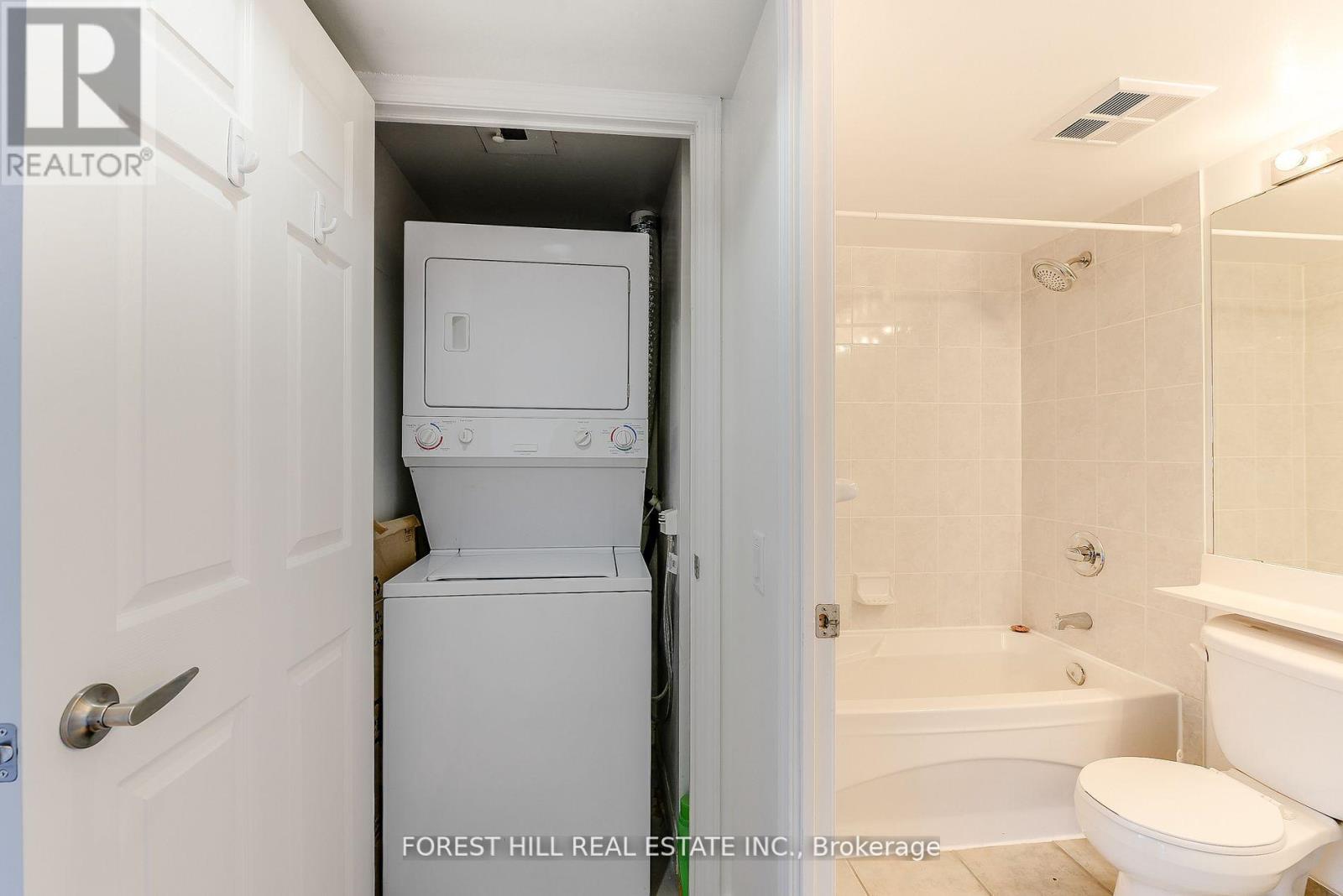Photo 21 of 2711 153 Beecroft Road, Toronto ON